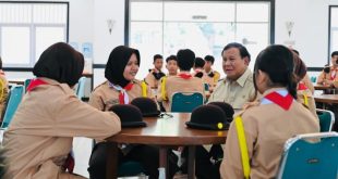 330 Ribu Sekolah Bakal Punya ‘Guru Terbaik’ via Layar Pintar